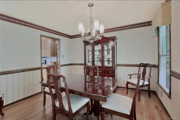 ef6913c5b3654af3a0ab51b9ecf4eb3f